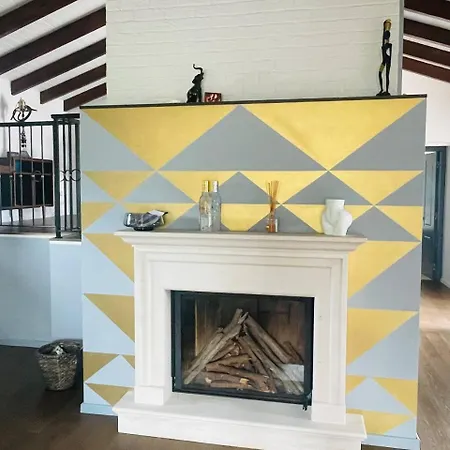 Apartment с террасой и видом на озеро в стрезе *