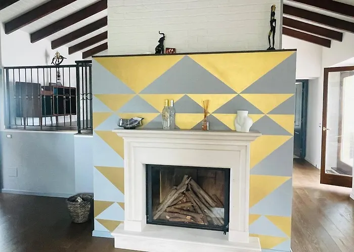 公寓 с террасой и видом на озеро в стрезе *